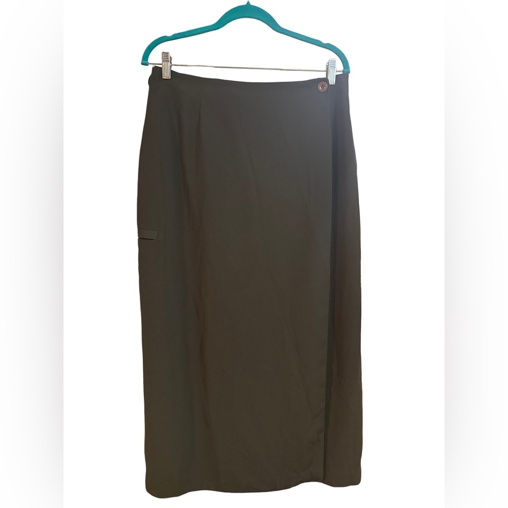 Madison Studio Black Midi Skirt